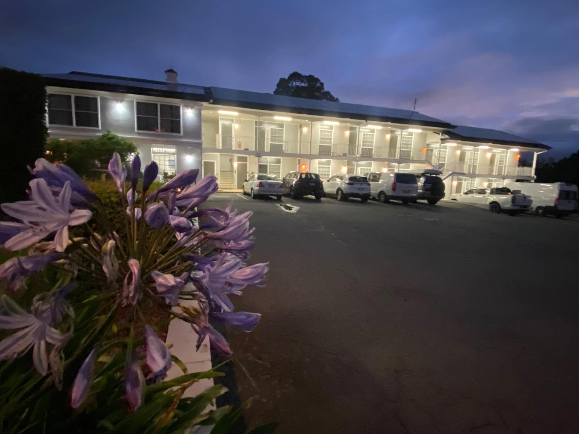 Colonial Lodge Motor Inn Ясс Екстер'єр фото