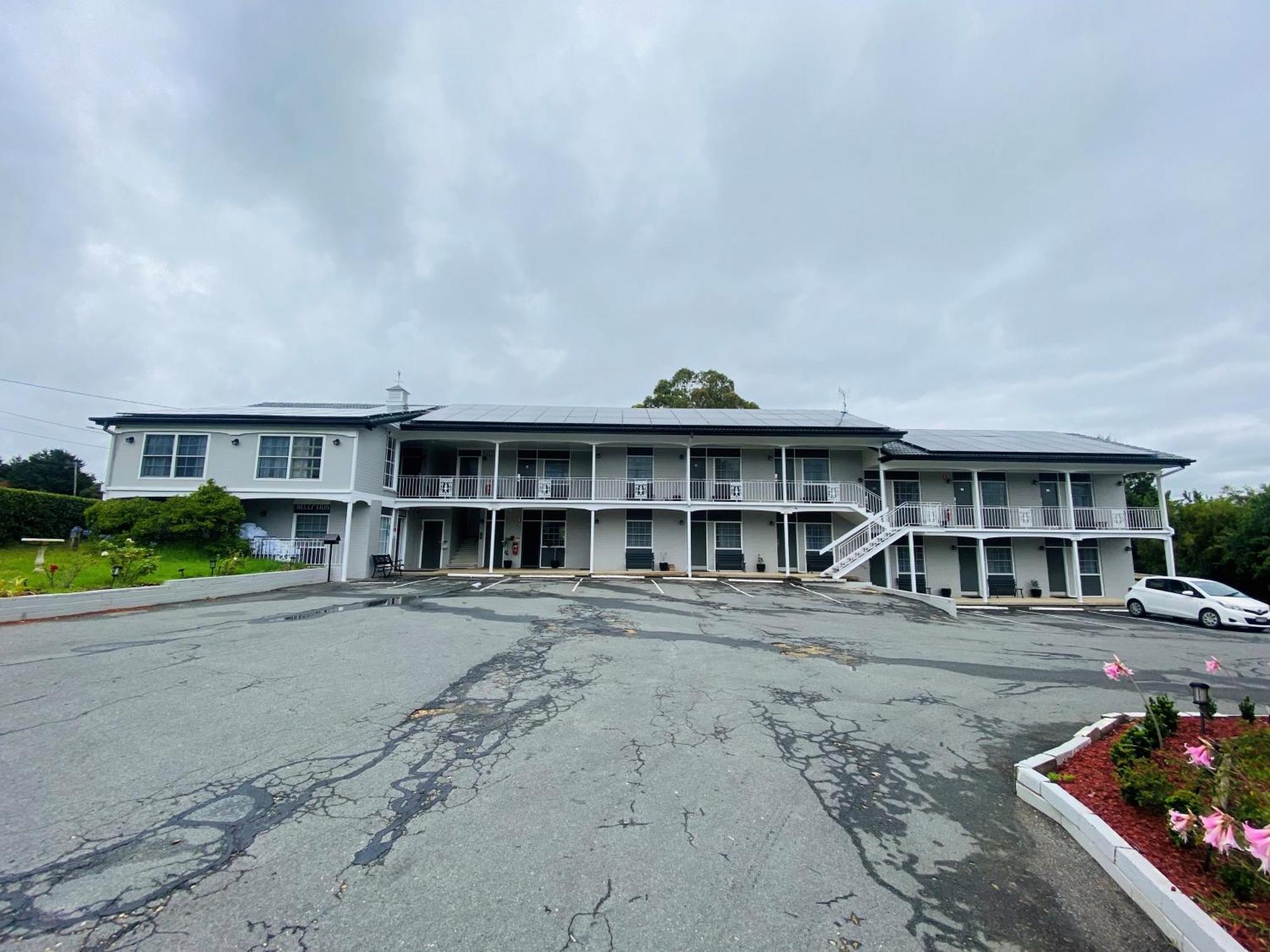Colonial Lodge Motor Inn Ясс Екстер'єр фото