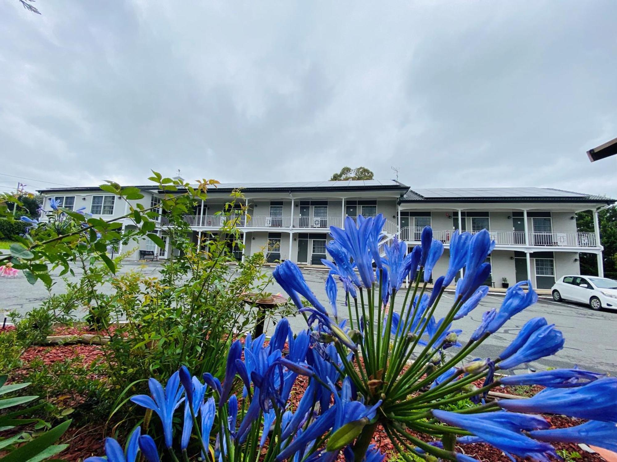 Colonial Lodge Motor Inn Ясс Екстер'єр фото